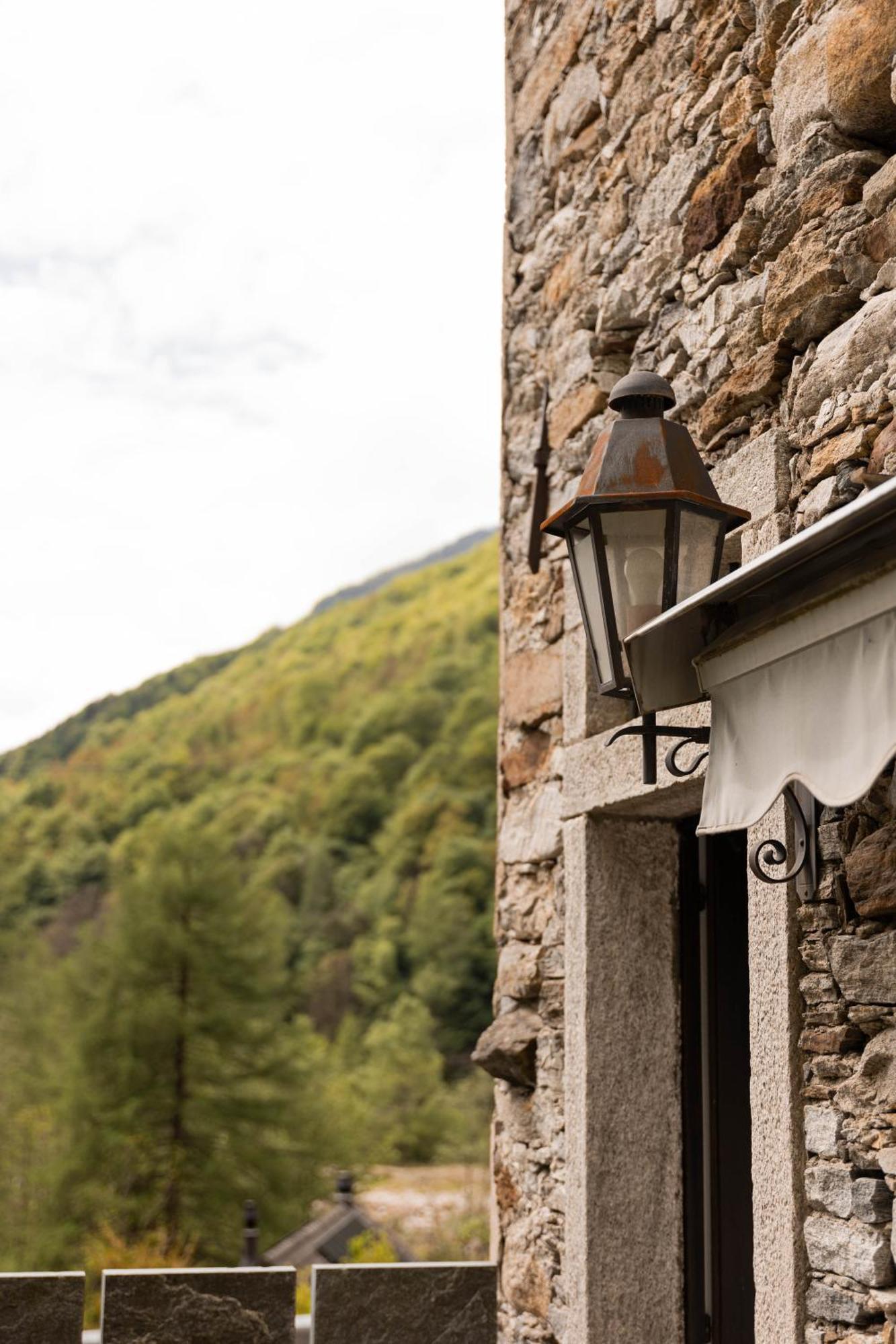 Verzasca Lodge Carlotta Frasco Kültér fotó